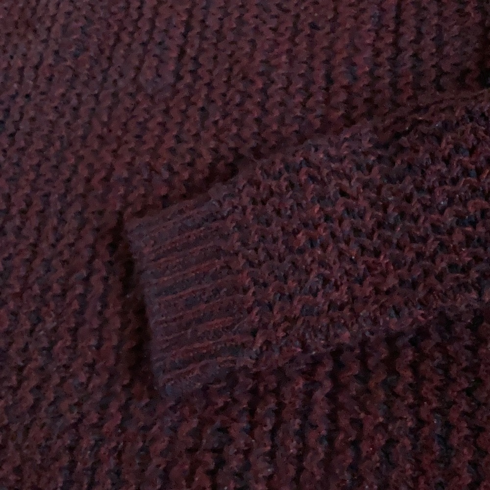 Forever 21 Sweater - Picture 5 of 5
